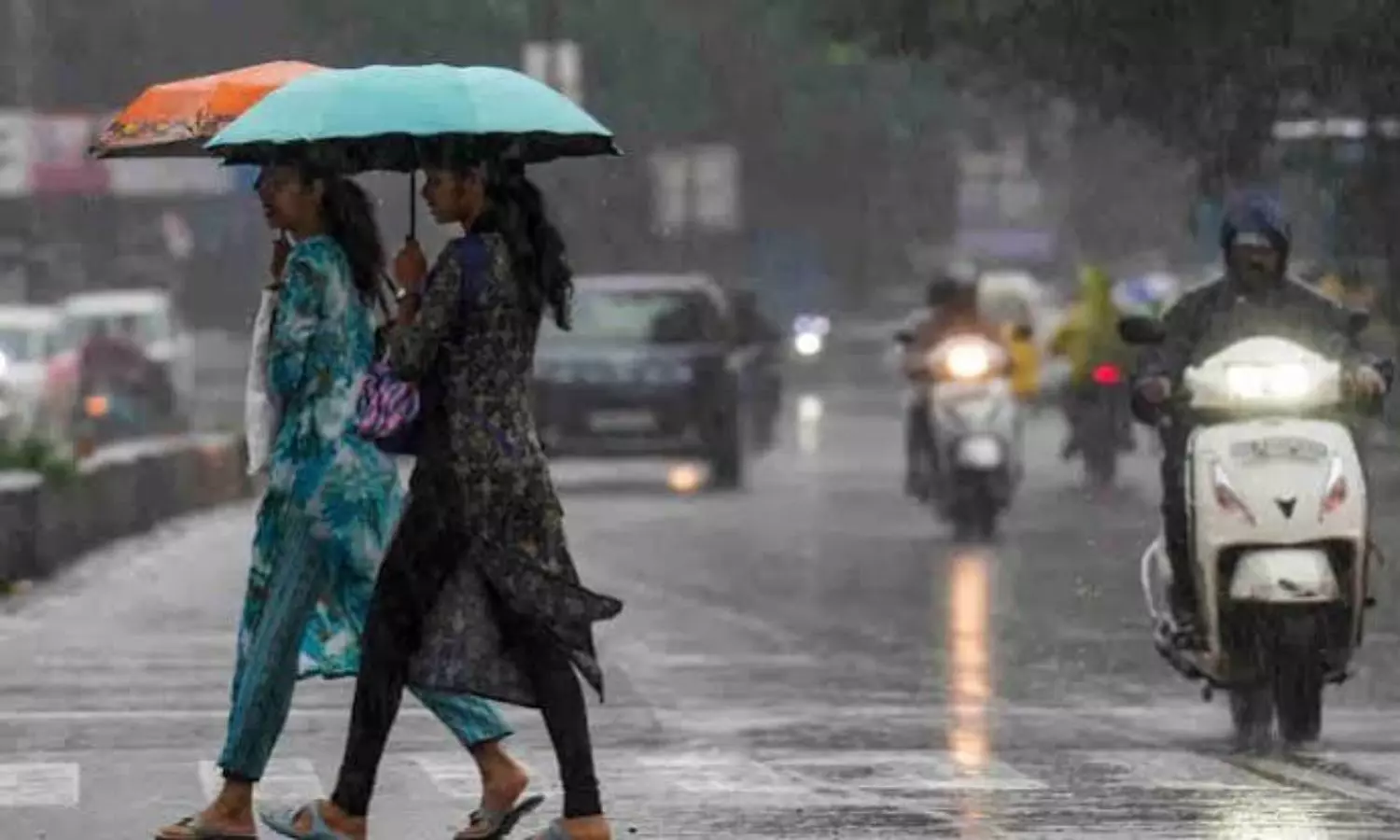 బంగాళాఖాతంలో ఆవర్తనం.. తెలుగు రాష్ట్రాల్లో మూడు రోజుల పాటు వర్షాలు